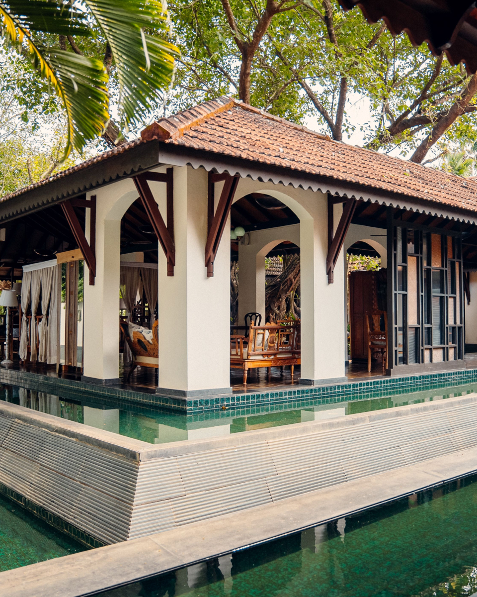 outdoor view of restaurant