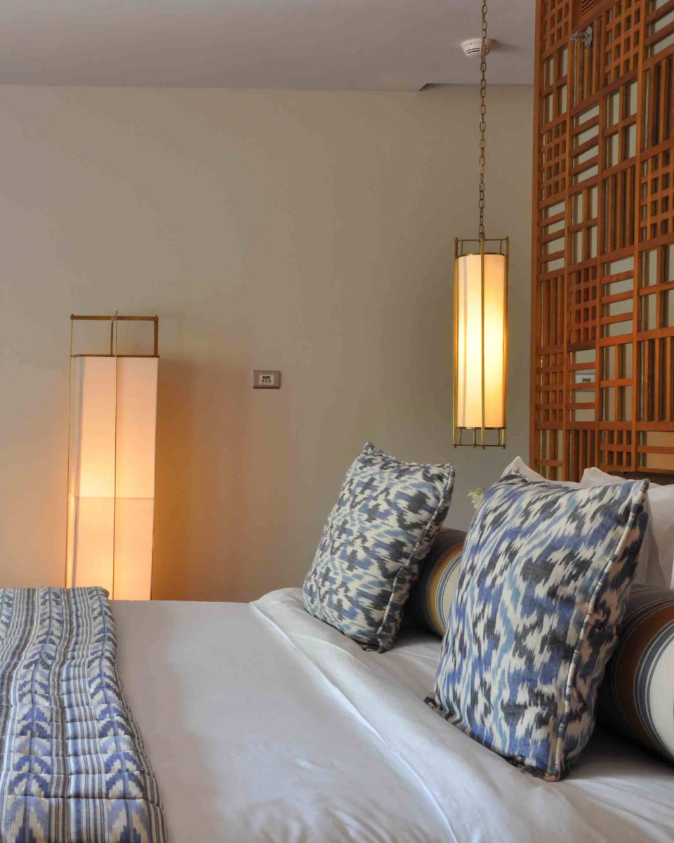 interior hotel room with hanging lamp